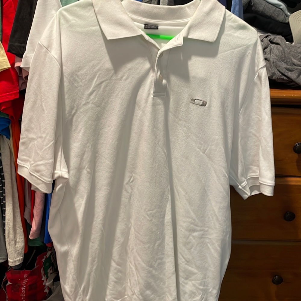 Oakley polo size XL